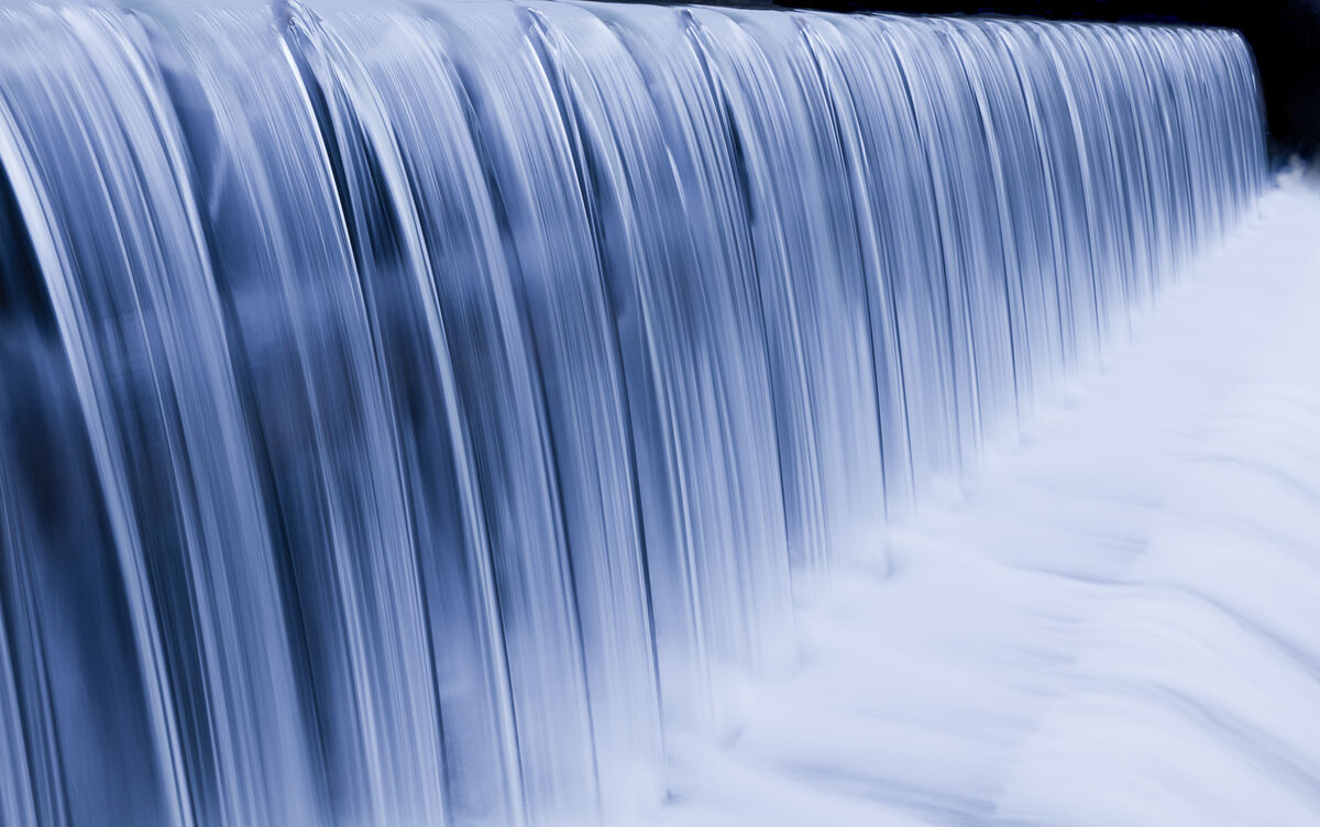 Creating a unique space with water cascades - Fluidra