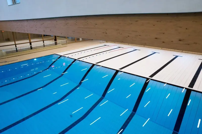 ¿Cómo conseguir una piscina de competición con accesorios de piscina? 2 accesorios de piscinas senalizaciones 1