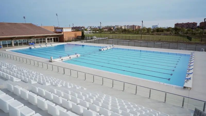 ¿Cómo conseguir una piscina de competición con accesorios de piscina? 4 piscinas peuntes moviles