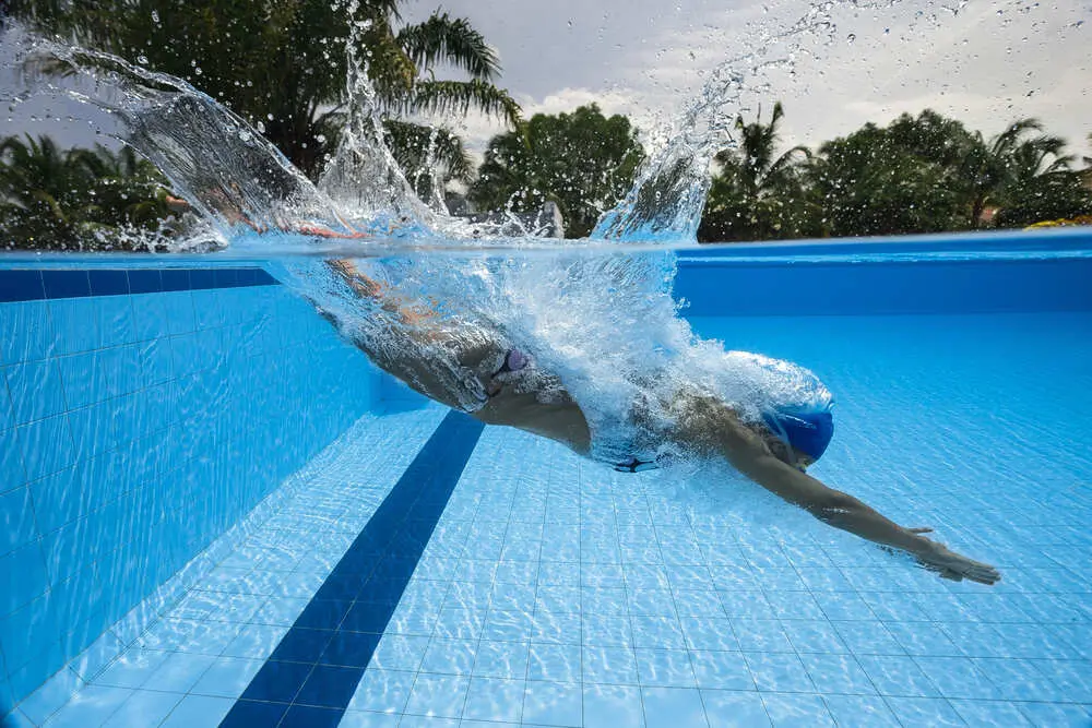 Piscina de agua dulce o salada: ¿cuál es más eficiente? 1 Agua salada la alternativa a una piscina de agua dulce0A