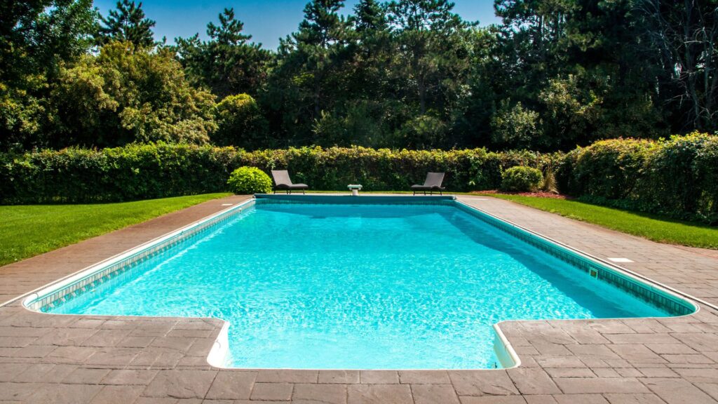 How to lower chlorine levels in your pool: a complete step-by-step guide How to lower chlorine levels in your pool: a complete step-by-step guide