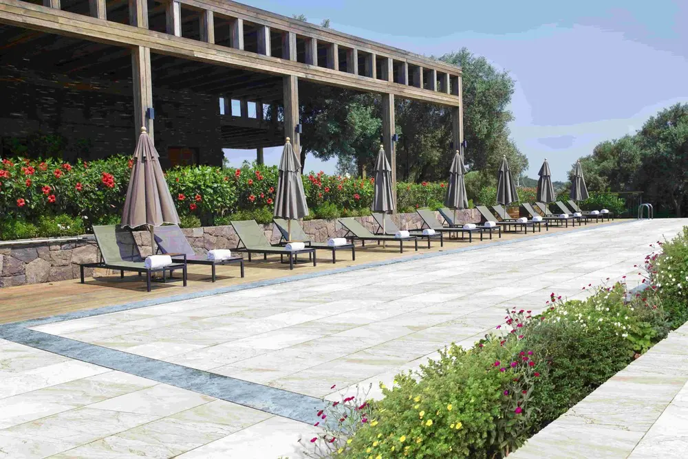 Why pool covers are game-changing for efficiency and sustainability 5 pool covers 1