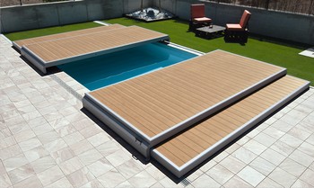 ¿Por qué una cubierta de piscina es la mejor solución para lograr una experiencia de piscina responsable, higiénica y segura? 5 deckwell fermeeademi 14368 1