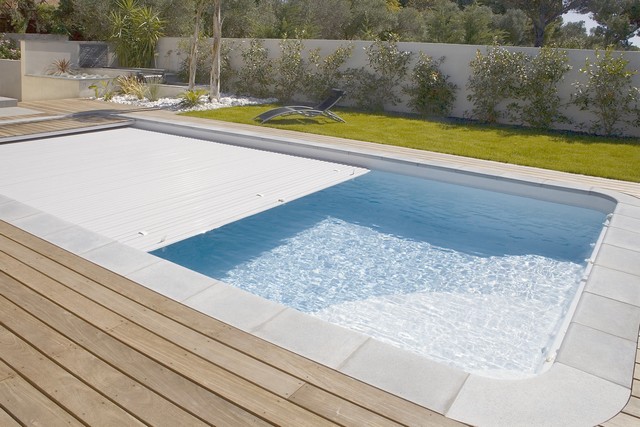 ¿Por qué una cubierta de piscina es la mejor solución para lograr una experiencia de piscina responsable, higiénica y segura? 4 fot ap 31144 v02 n01 49972 1