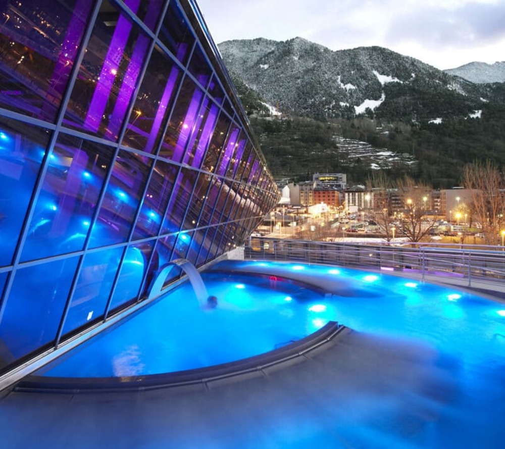 Architectural water features: transform your project with style and function 2 Caldea Andorra supporting