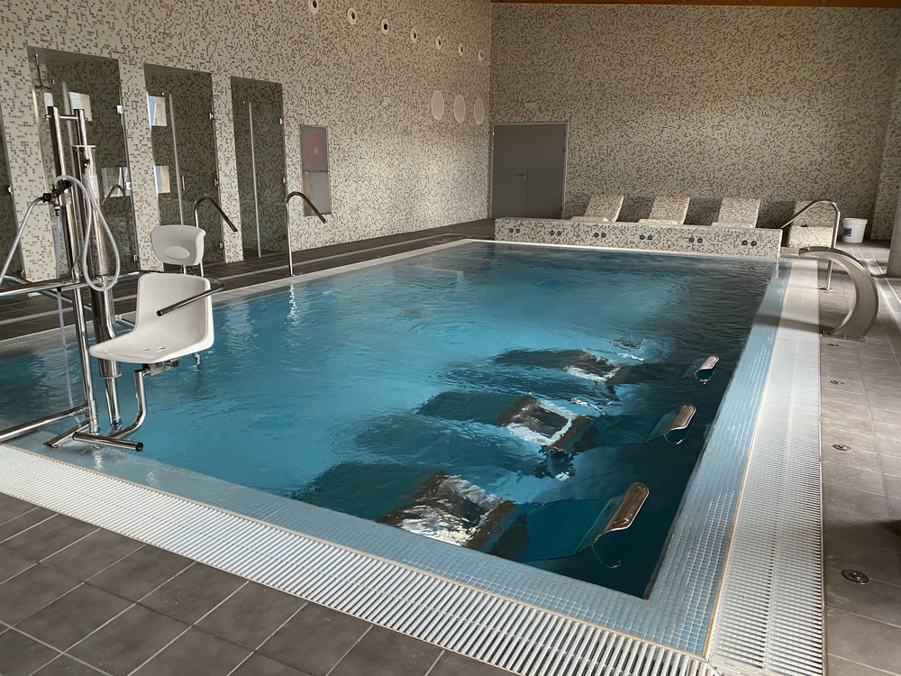 Construcción de piscinas conformes con la ADA: Normas técnicas y guía de aplicación profesional Construcción de piscinas conformes con la ADA: Normas técnicas y guía de aplicación profesional