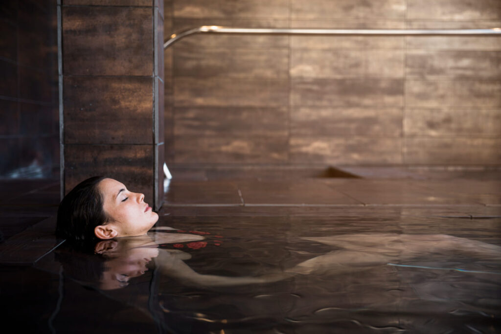 What are contrast baths? What are contrast baths?