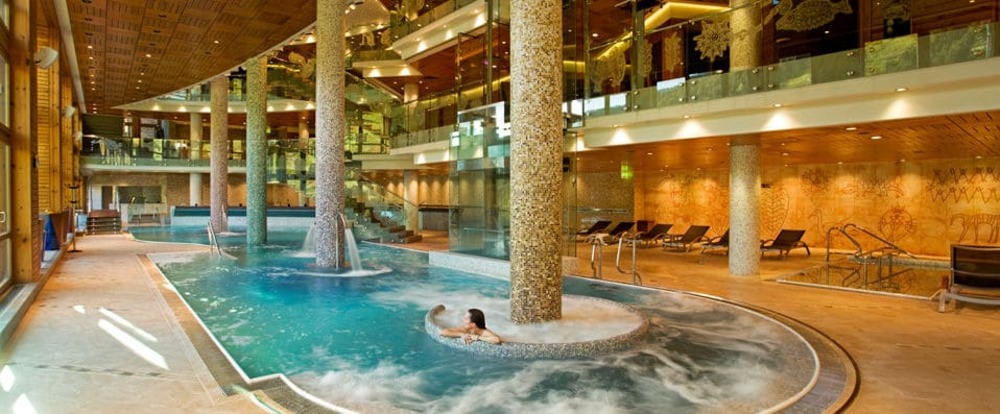 How does water in architecture transform spaces, communities, and developments? 5 Embracing the therapeutic power of water in wellness spaces